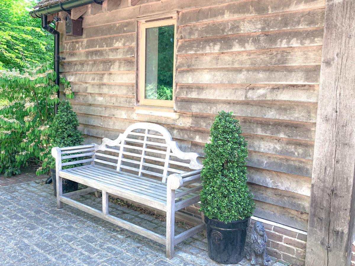 Hertford Barn Conversion 외부 사진