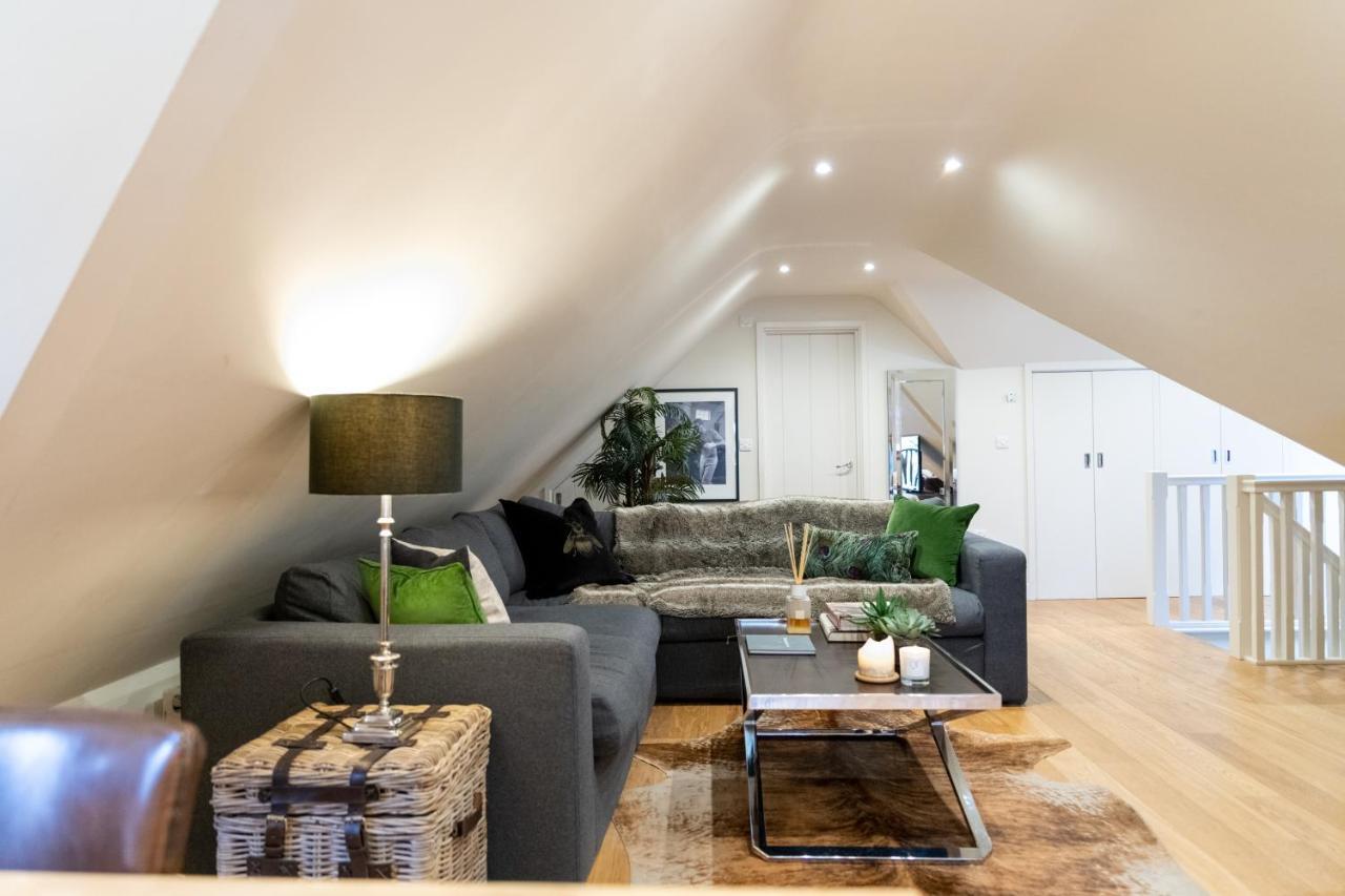Hertford Barn Conversion 외부 사진