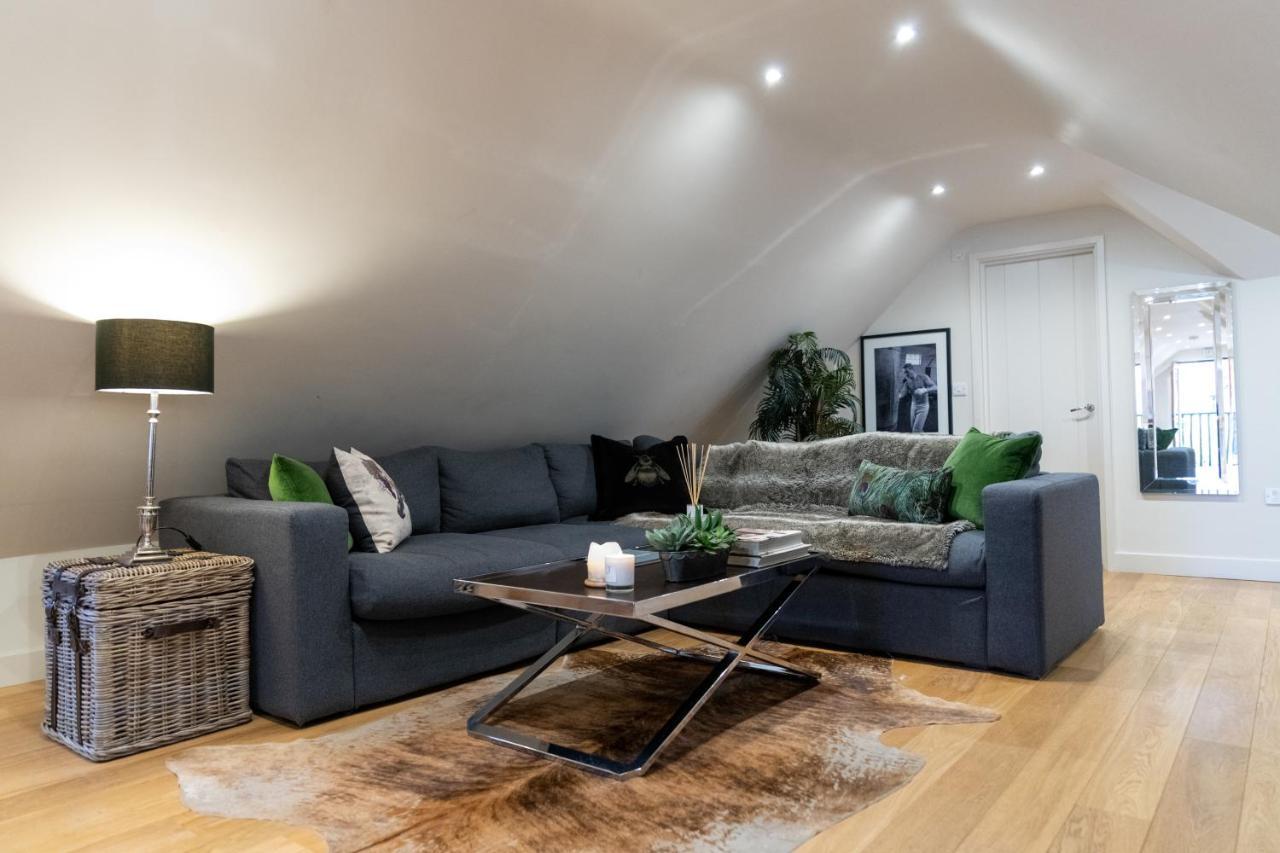 Hertford Barn Conversion 외부 사진